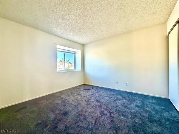 $2,200 | 2063 Waverly Circle, Henderson, NV 89014