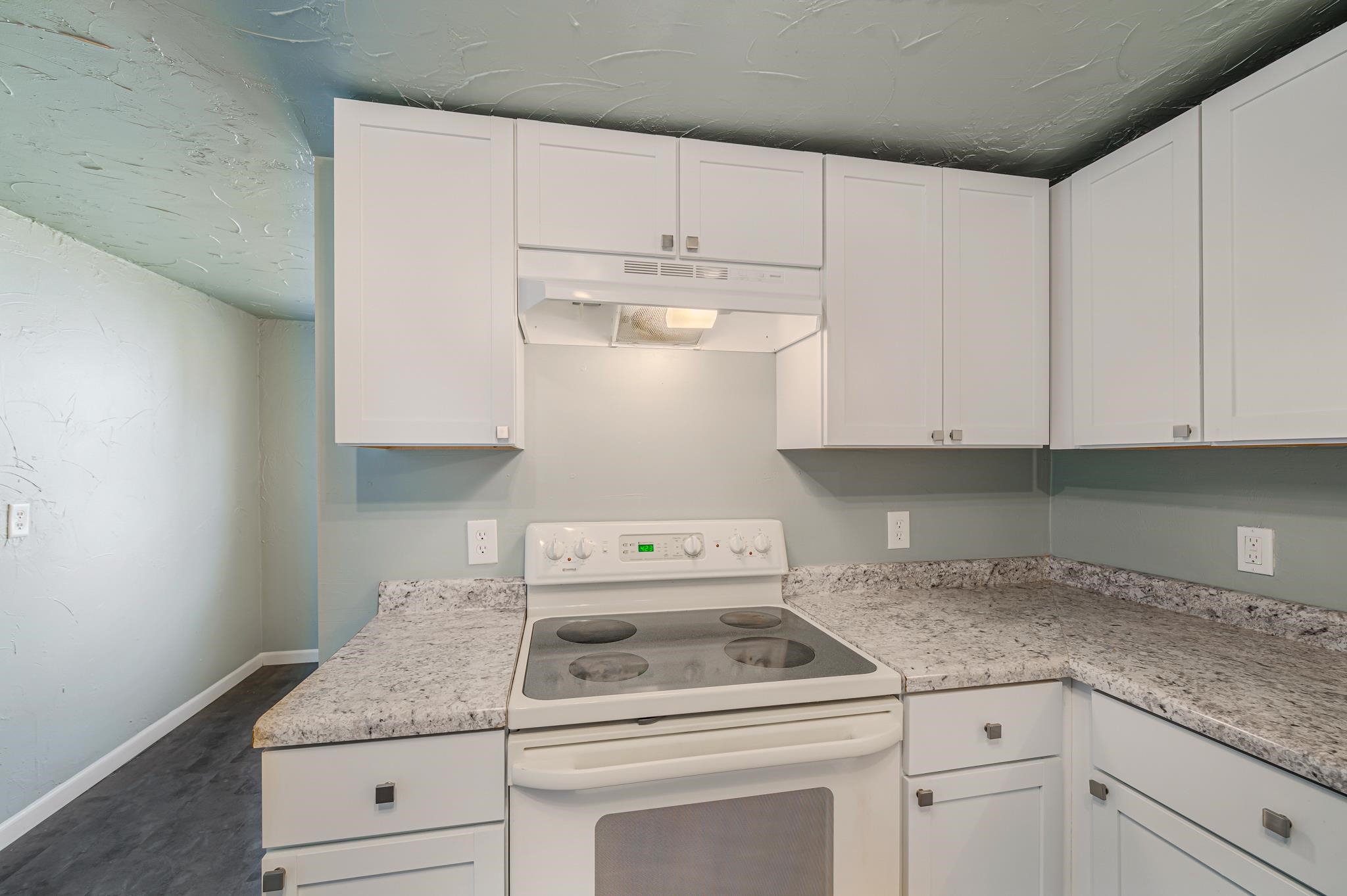 524 3rd Street Menasha, WI 54952 - Photo 3 of 44
