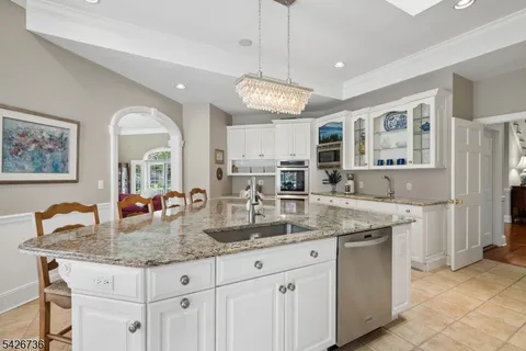 $2,285,000 | 110 Chelsea, Watchung, NJ 07069