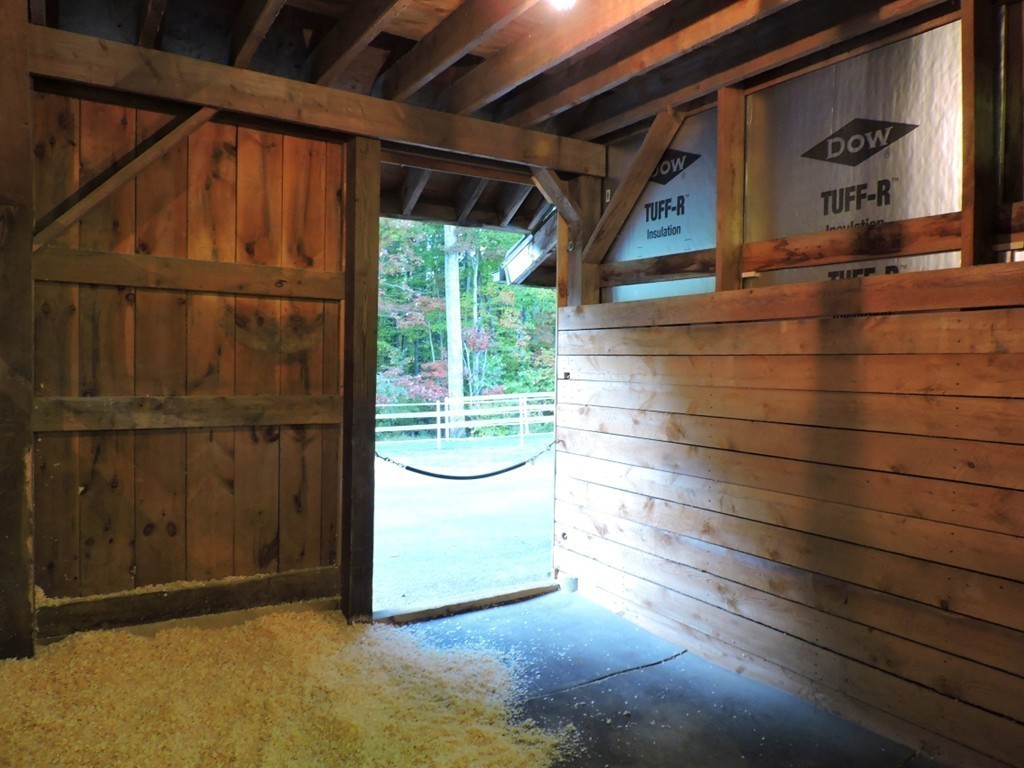 651 Woods Road Barre, MA 01068 - Photo 13 of 29 Gallery Image 13