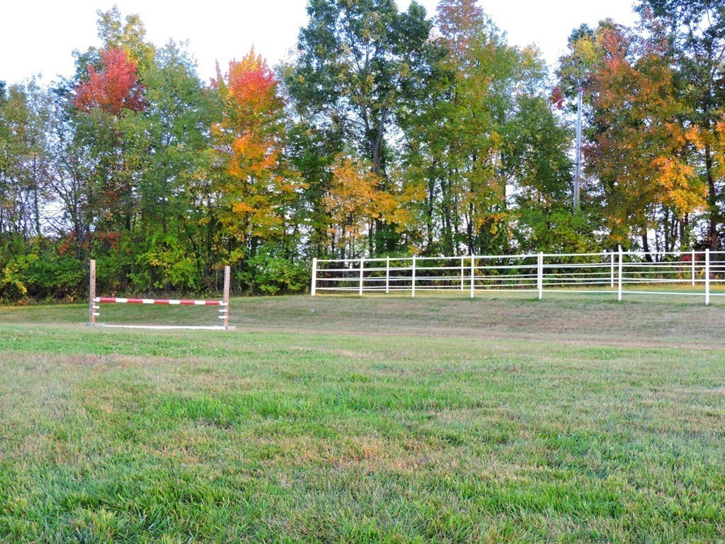 651 Woods Road Barre, MA 01068 - Photo 7 of 29 Gallery Image 7