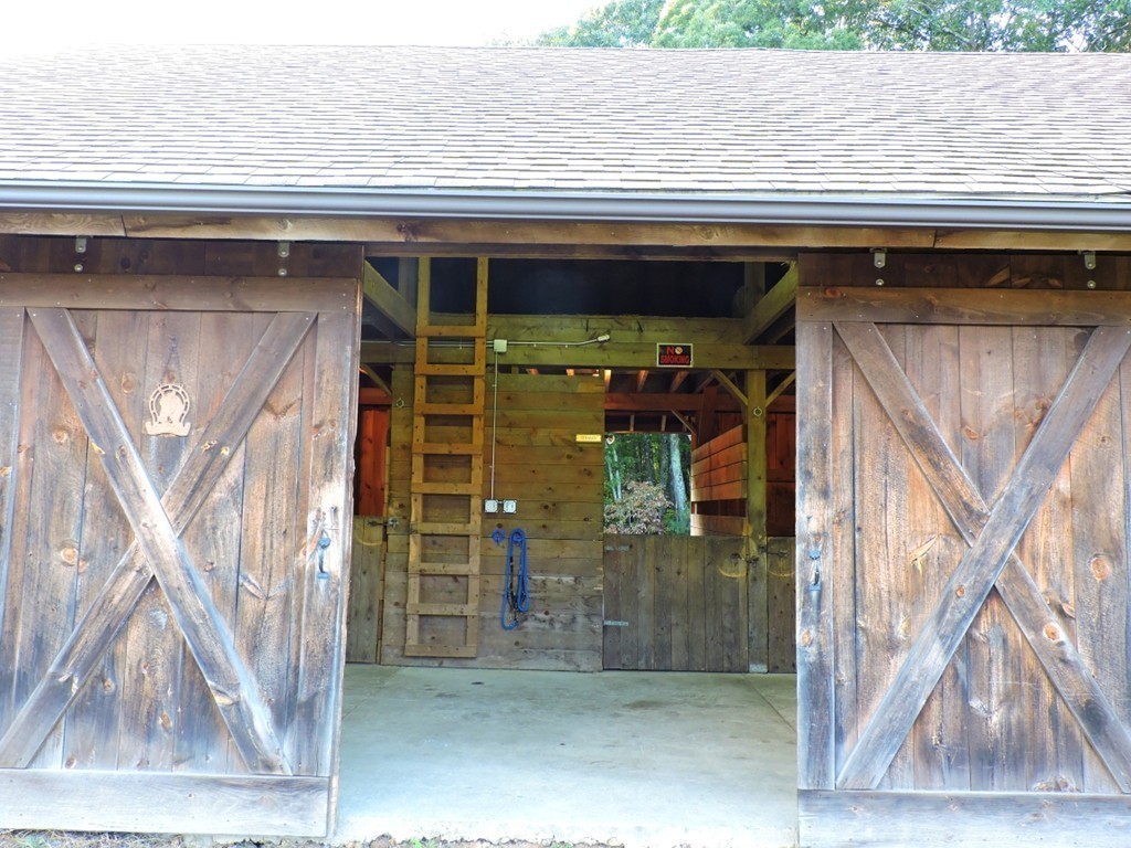 651 Woods Road Barre, MA 01068 - Photo 10 of 29 Gallery Image 10