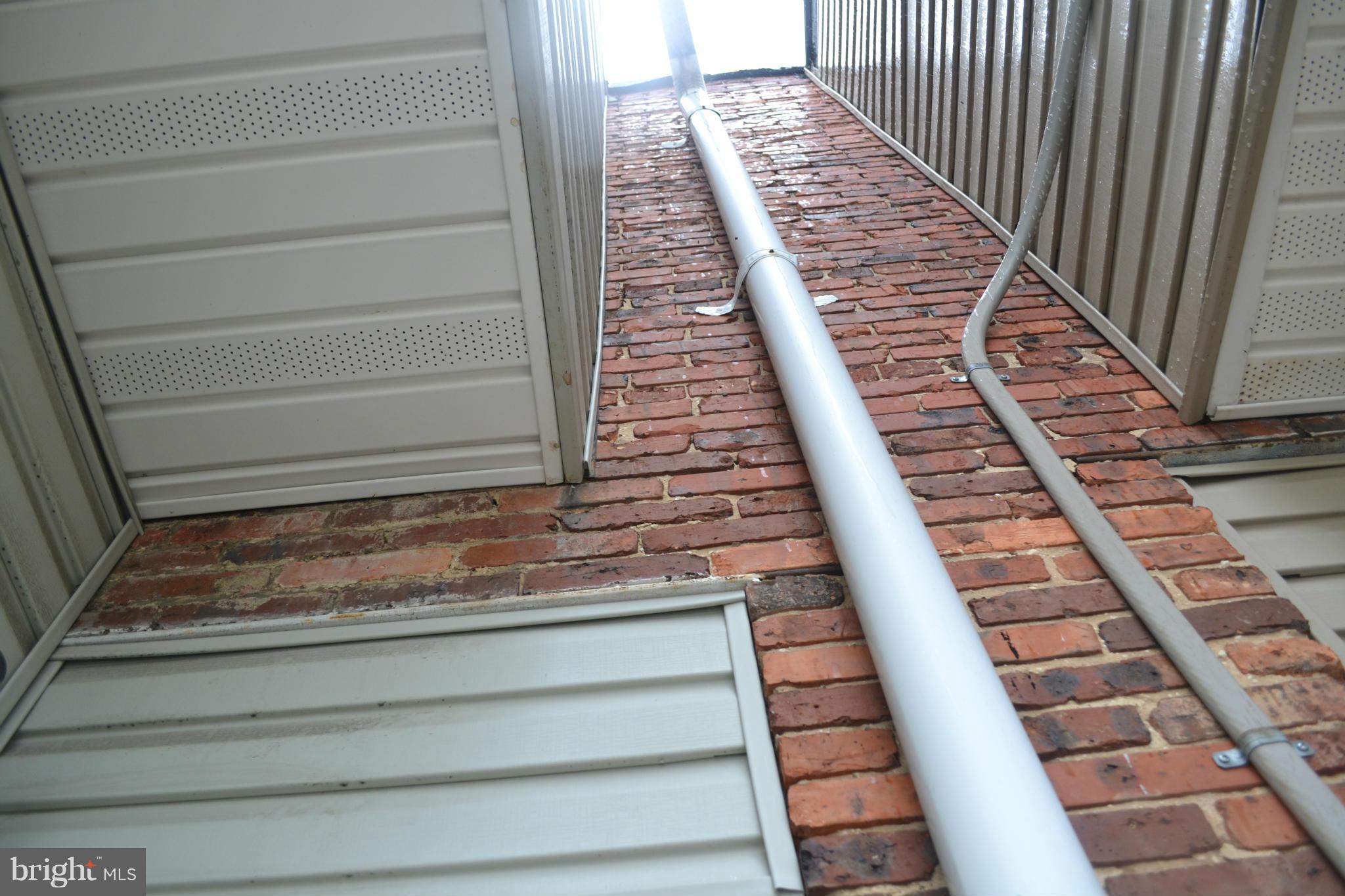 4128 Falls Road Baltimore, MD 21211 - Photo 21 of 28 Exterior (Rear)