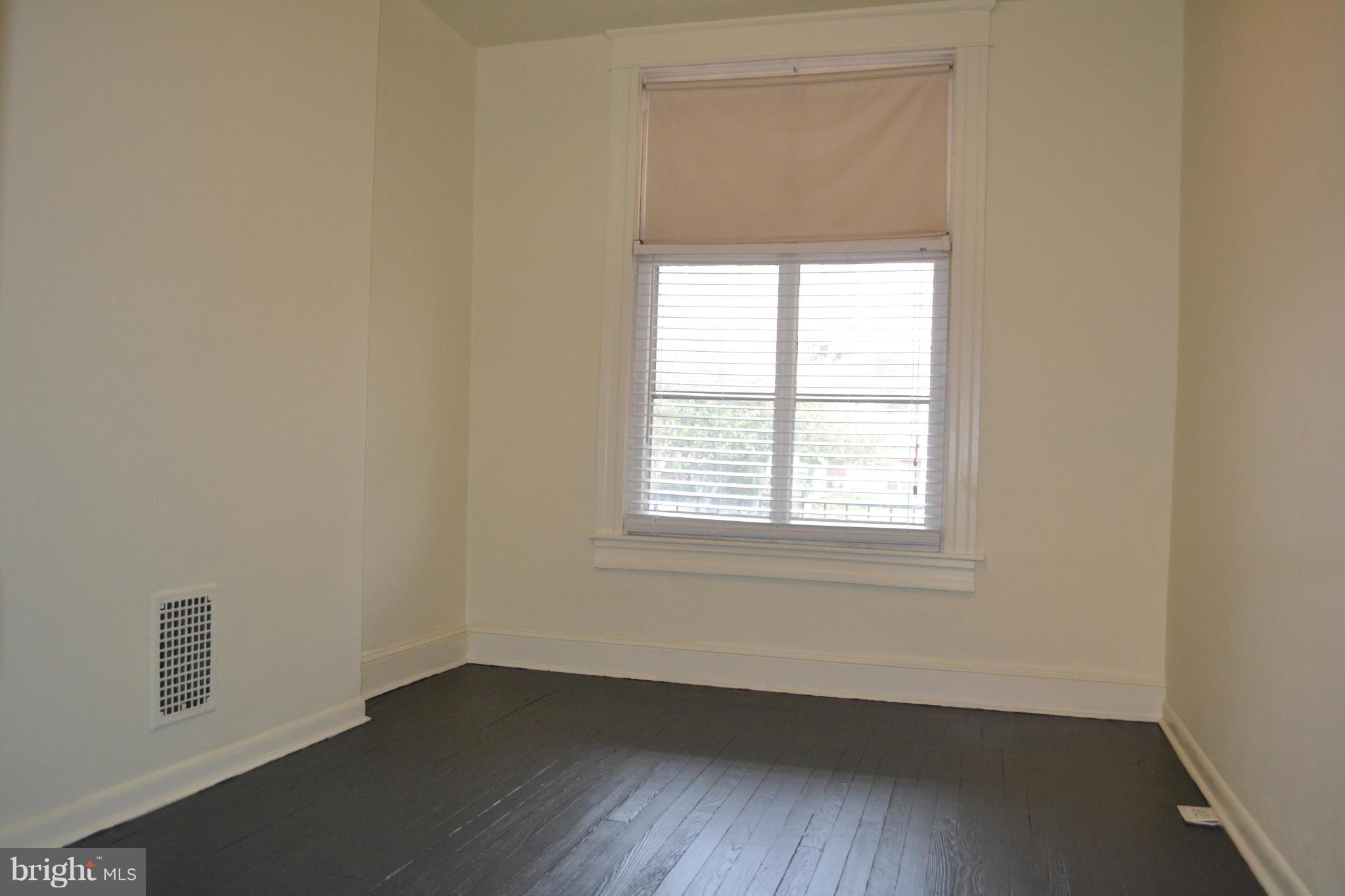 4128 Falls Road Baltimore, MD 21211 - Photo 4 of 28 Bedroom