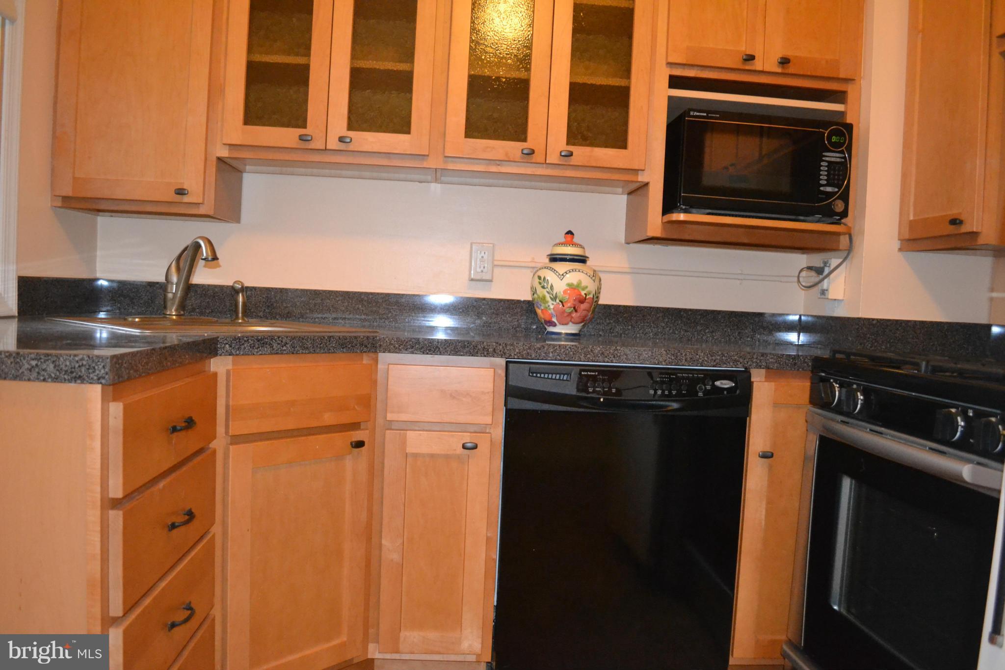4128 Falls Road Baltimore, MD 21211 - Photo 7 of 28 Kitchen