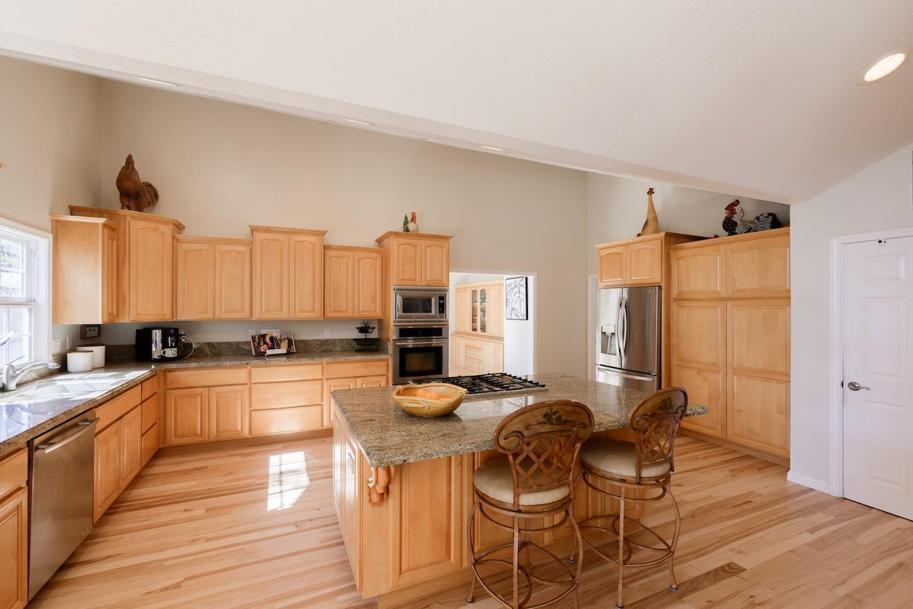 225 Nelson Road Scotts Valley, CA 95066 - Photo 48 of 116