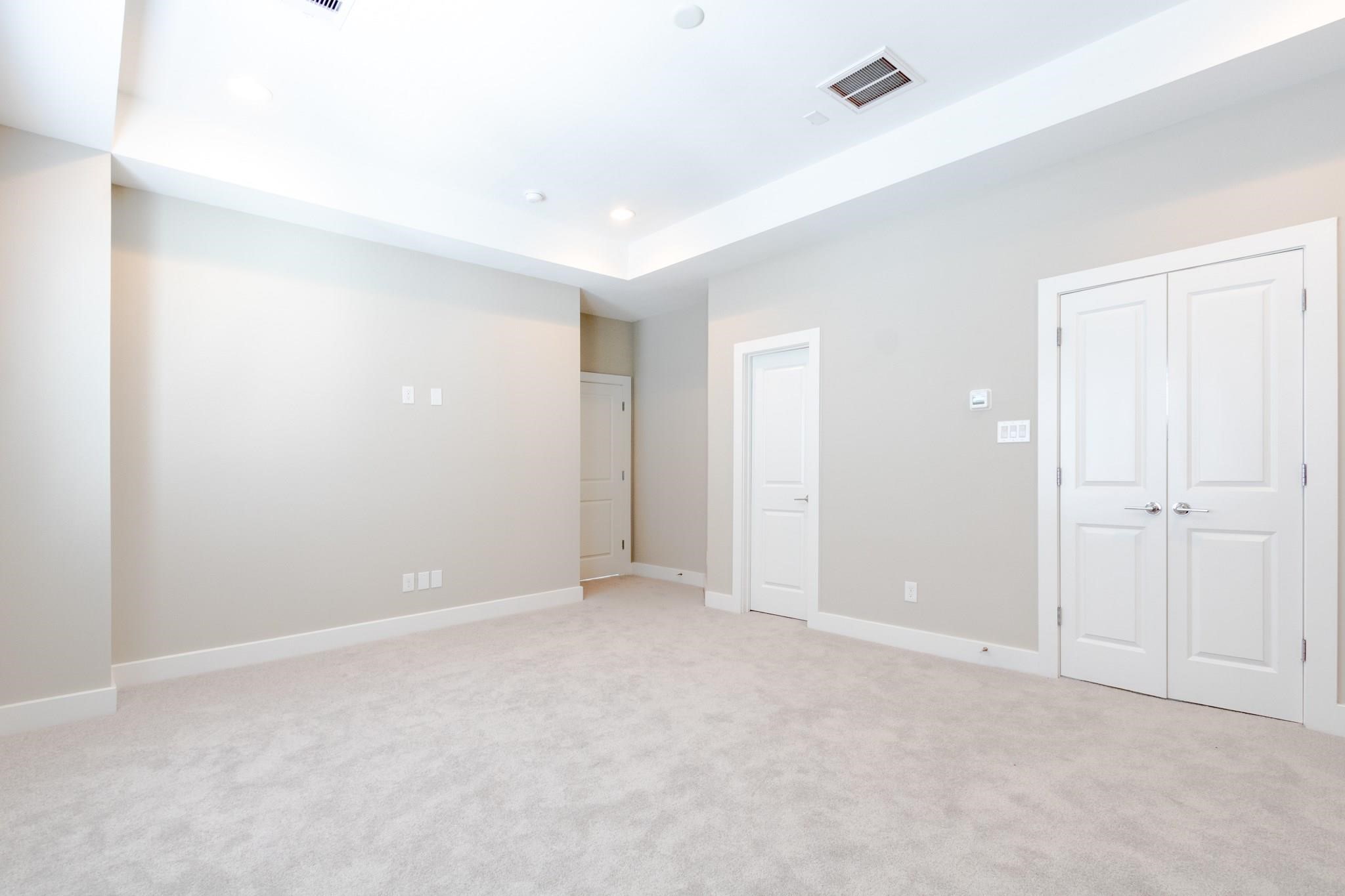 10806 Warwana Road, Unit C Houston, TX 77043 - Photo 7 of 9 a view of an empty room