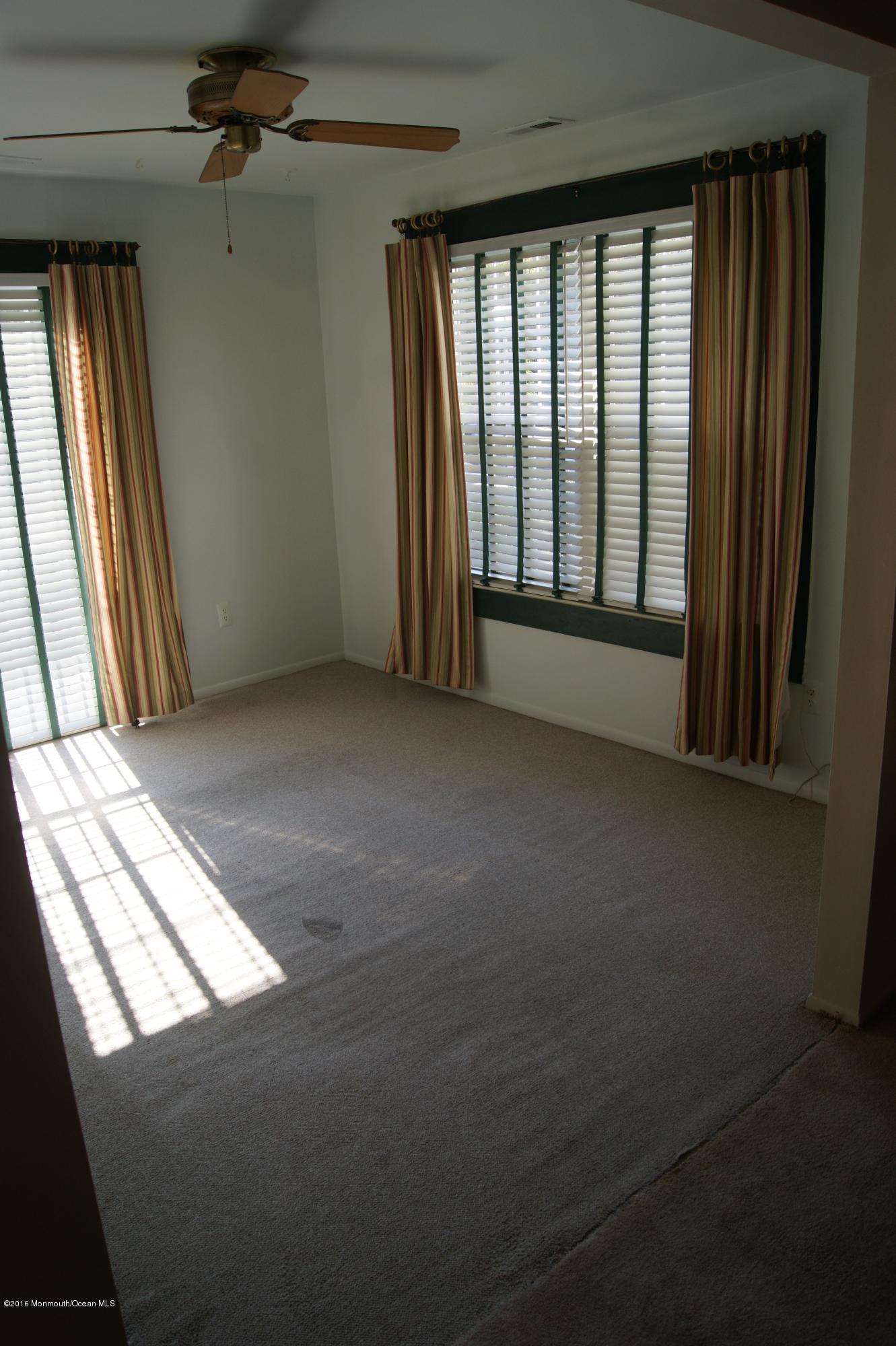 507 Harding Road, Unit 1 Freehold, NJ 07728 - Photo 5 of 26 DSC09690