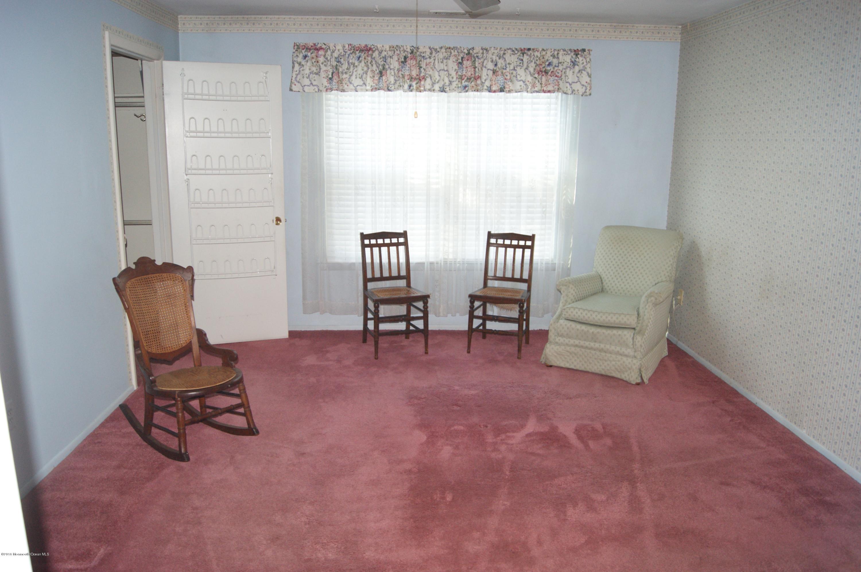 507 Harding Road, Unit 1 Freehold, NJ 07728 - Photo 8 of 26 DSC09698
