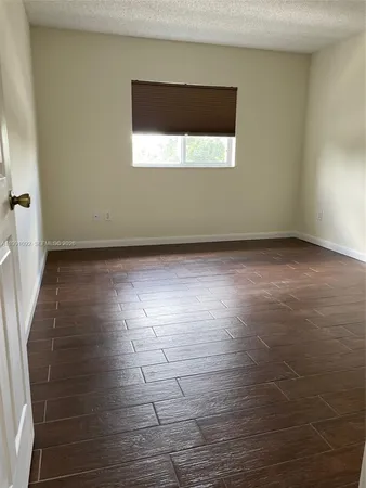 $1,725 | 3650 North 56th Avenue, Unit 519, Hollywood, FL 33021