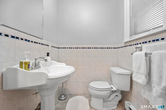 $2,800 | 7 Willowbrook Place, Stamford, CT 06902