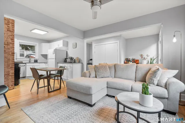 $2,800 | 7 Willowbrook Place, Stamford, CT 06902