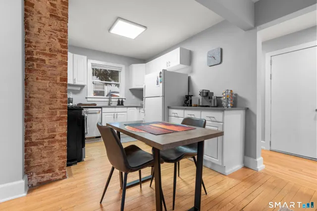 $2,800 | 7 Willowbrook Place, Stamford, CT 06902