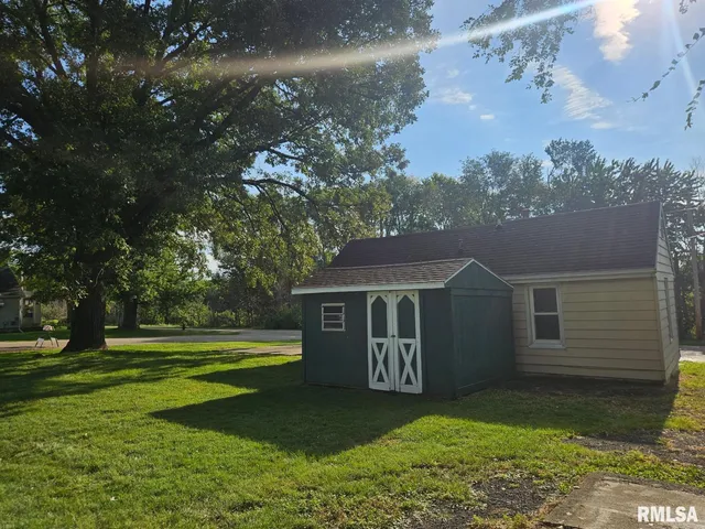 $99,800 | 1223 North Front Street, Chillicothe, IL 61523