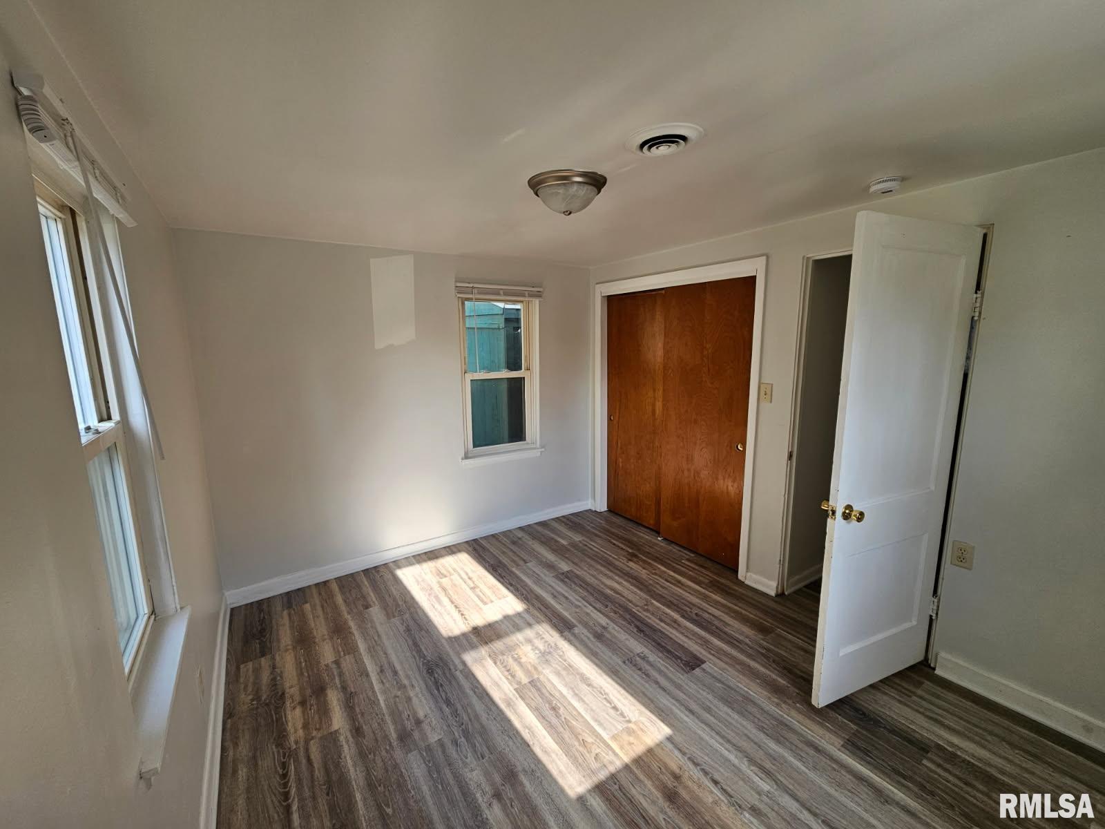 1223 North Front Street Chillicothe, IL 61523 - Photo 5 of 12