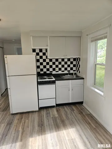 $99,800 | 1223 North Front Street, Chillicothe, IL 61523