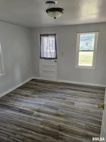 $99,800 | 1223 North Front Street, Chillicothe, IL 61523