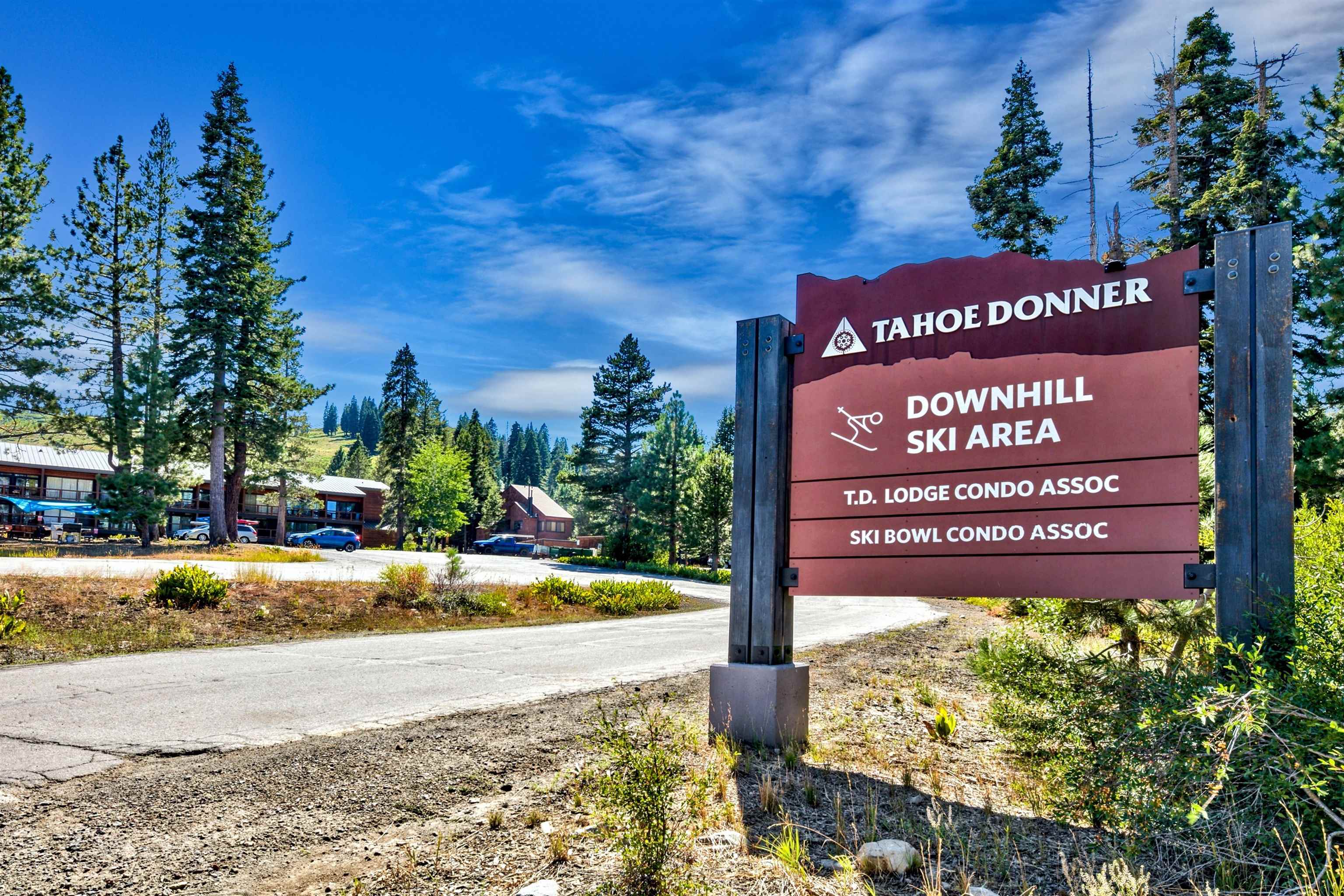 11591 Snowpeak Way, Unit 305 Truckee, CA 96161 - Photo 19 of 26