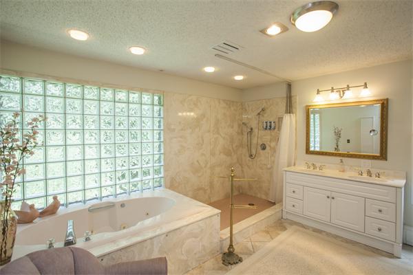 294 Anthony Road Longmeadow, MA 01106 - Photo 19 of 30 Gallery Image 19