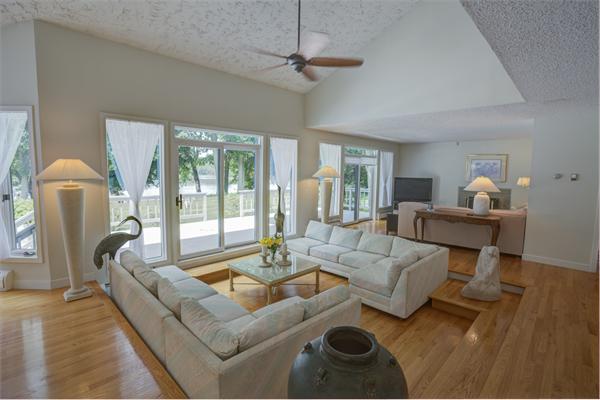 294 Anthony Road Longmeadow, MA 01106 - Photo 8 of 30 Gallery Image 8