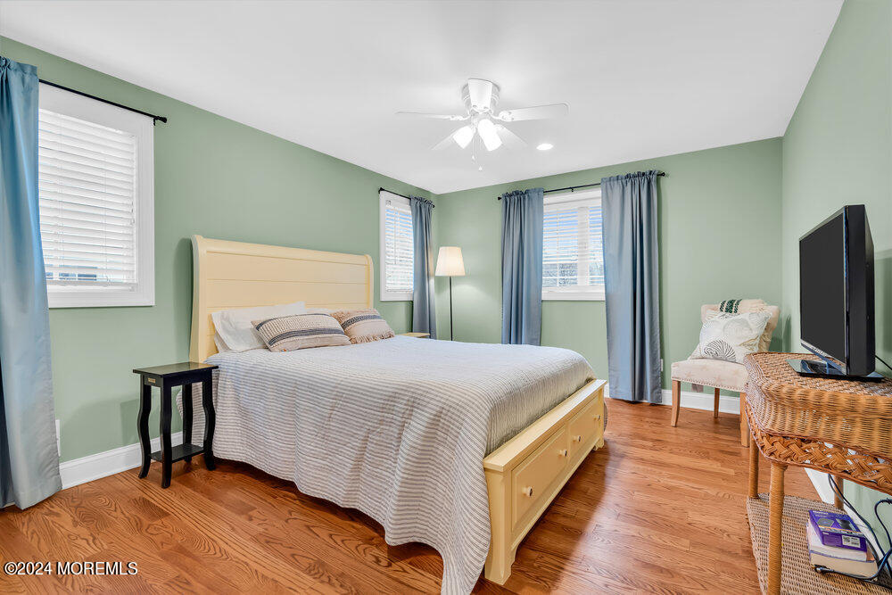 32 Old Squan Road Manasquan, NJ 08736 - Photo 12 of 26 berdm1