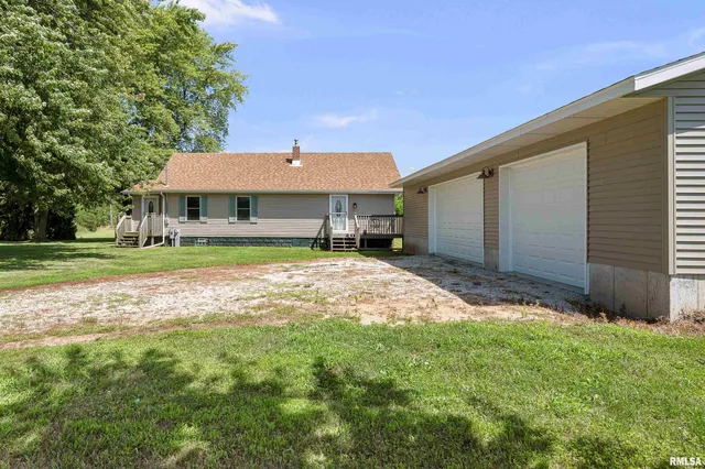 $295,000 | 23856 East 2200th Street, Geneseo, IL 61254