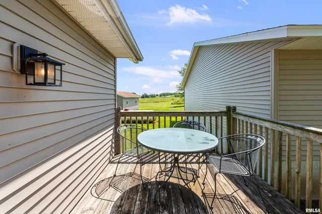 $295,000 | 23856 East 2200th Street, Geneseo, IL 61254