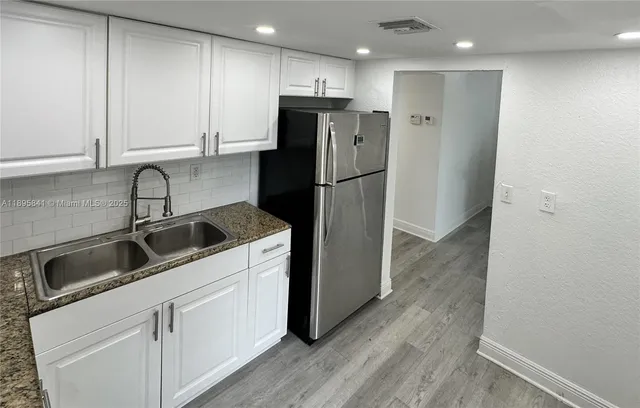 $2,000 | Country Club of Miami, Hialeah, FL 33015