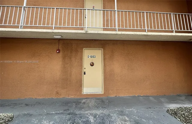 $2,000 | Country Club of Miami, Hialeah, FL 33015