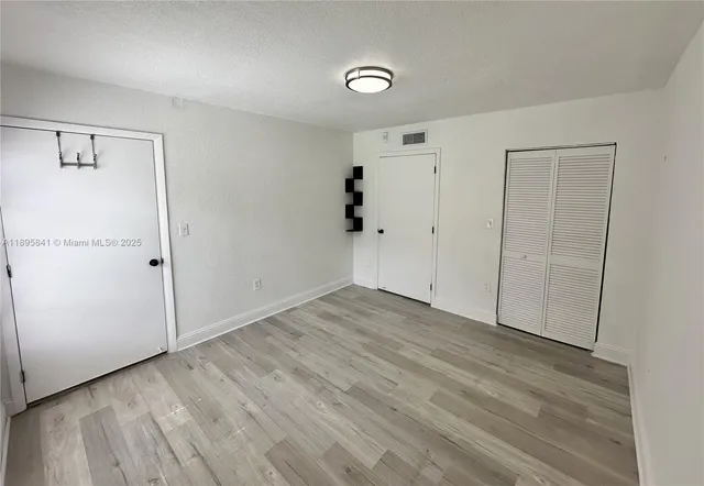 $2,000 | Country Club of Miami, Hialeah, FL 33015