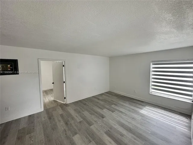 $2,000 | Country Club of Miami, Hialeah, FL 33015