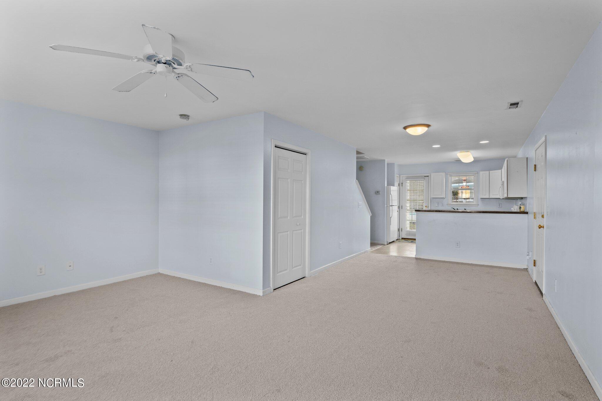 4513 Country Club Road, Unit 104F Morehead City, NC 28557 - Photo 4 of 22 Open Living Space