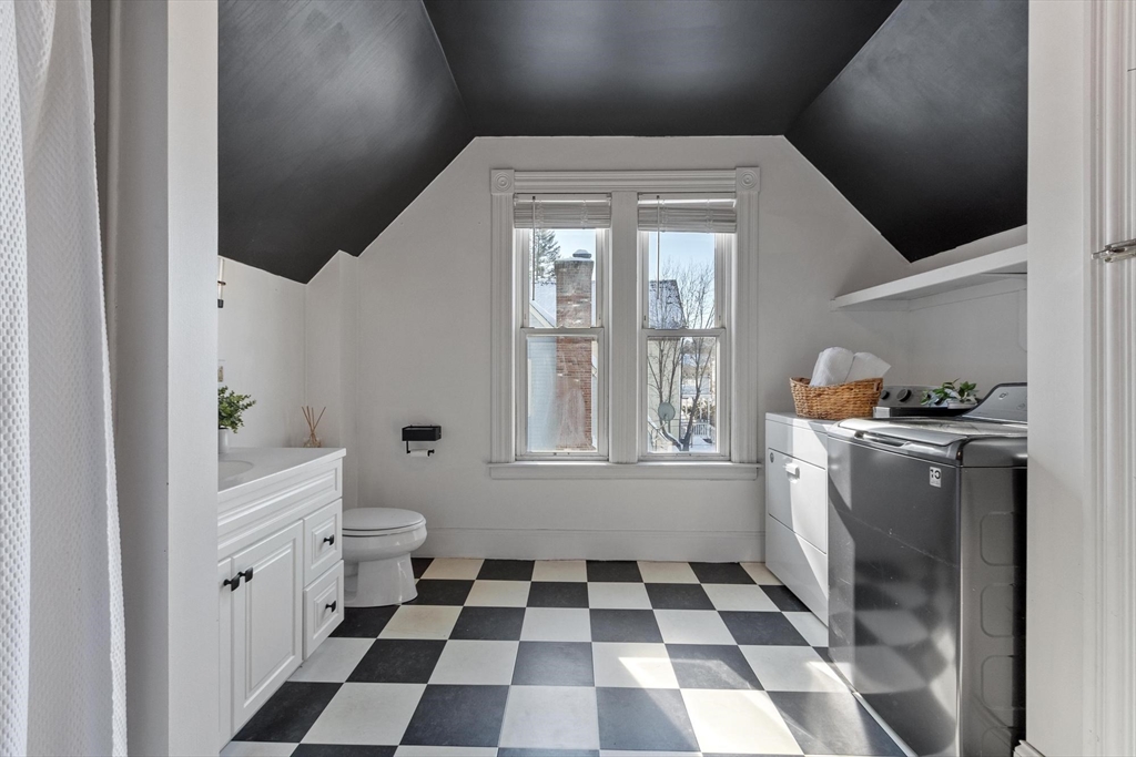 93 Forest Street Clinton, MA 01510 - Photo 17 of 24