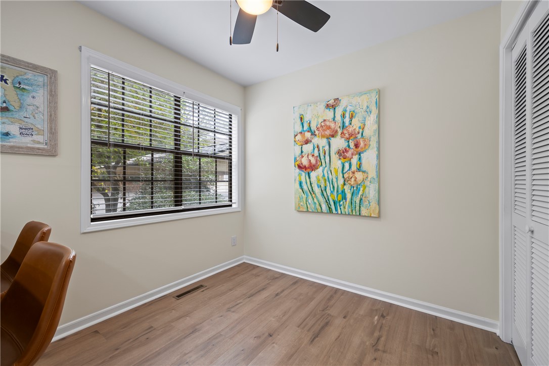 94 Point Pl Drive Westminster, SC 29693 - Photo 12 of 48