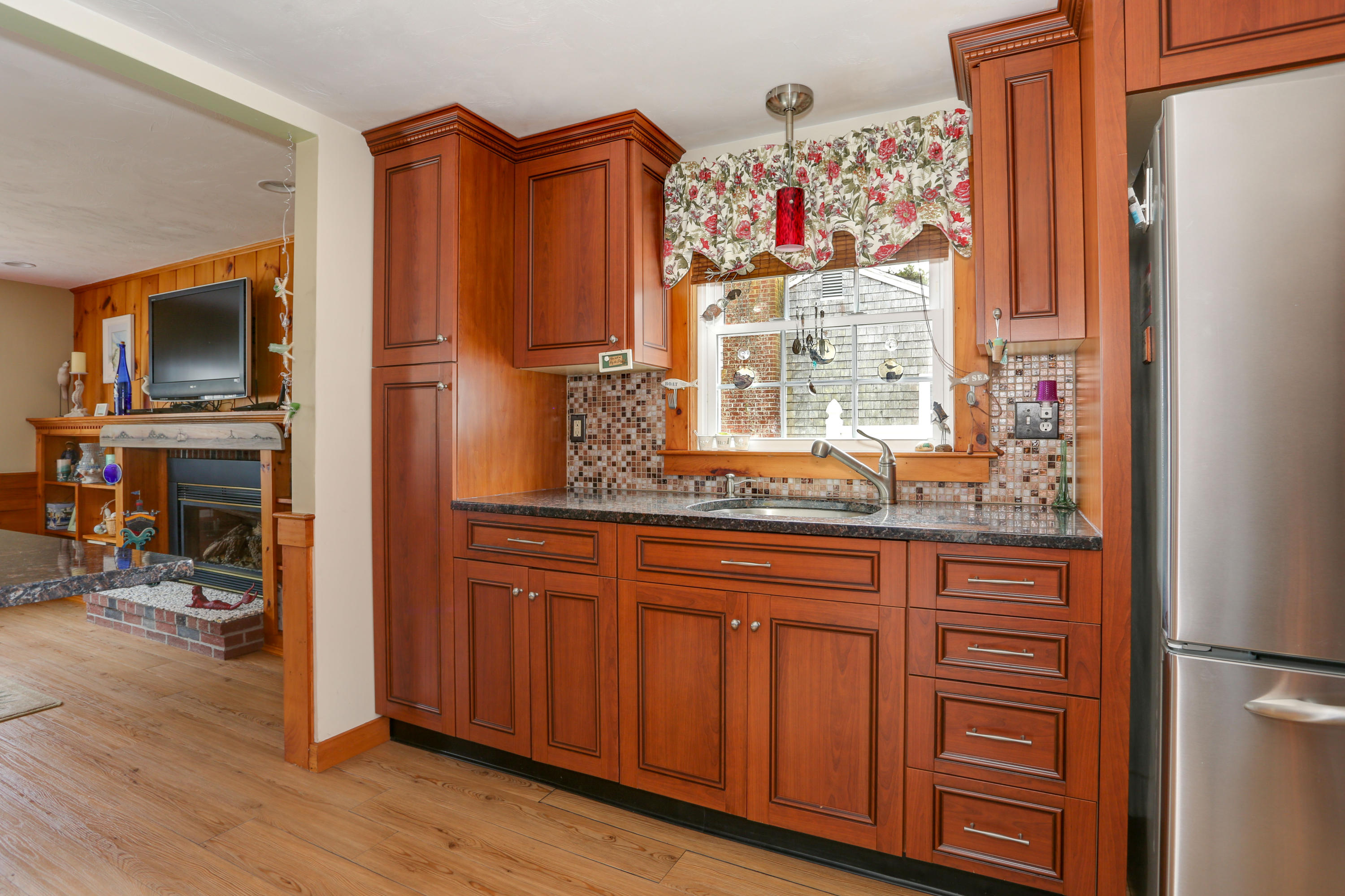 61 Captain Chase Road Dennis Port, MA 02639 - Photo 7 of 19 61CapLR-10