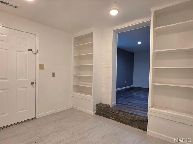 $399,900 | 1232 West Springfield Road, St. Clair, MO 63077