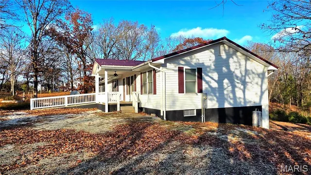 $399,900 | 1232 West Springfield Road, St. Clair, MO 63077