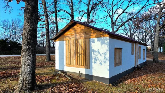 $419,900 | 1232 West Springfield Road, St. Clair, MO 63077