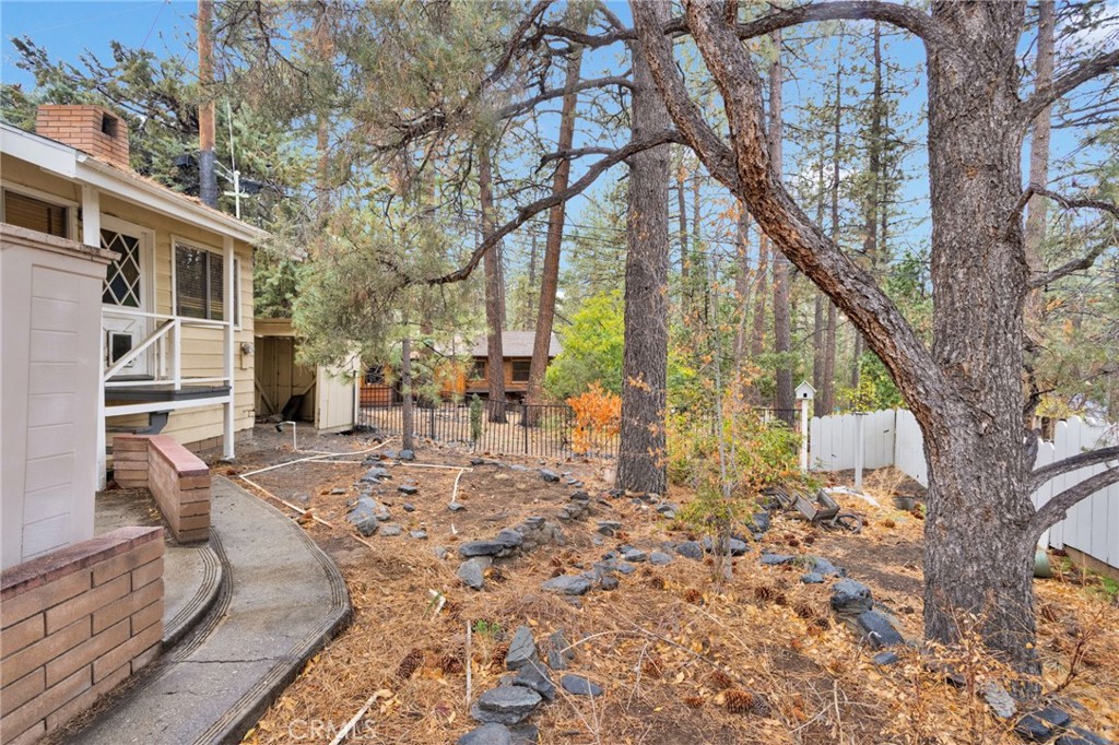 2046 Thrush Road Wrightwood, CA 92397 - Photo 39 of 44