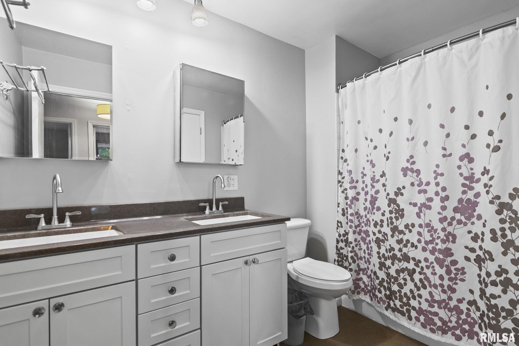 8 Arabian Trail Springfield, IL 62702 - Photo 21 of 37 Gallery Image 21