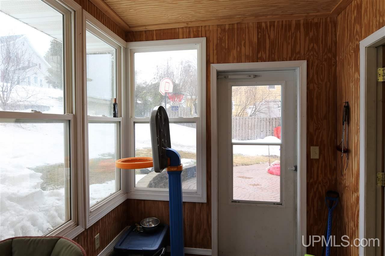 636 East Division Street Ishpeming, MI 49849 - Photo 40 of 43