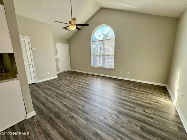 $825 | 1247 Westpointe Drive, Greenville, NC 27834