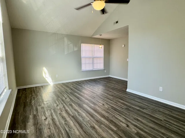 $875 | 1247 Westpointe Drive, Greenville, NC 27834