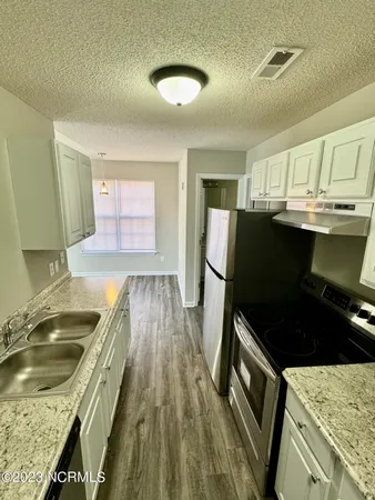 $825 | 1247 Westpointe Drive, Greenville, NC 27834