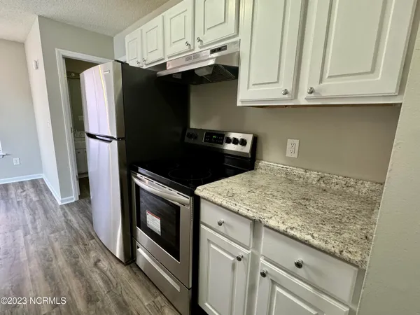 $825 | 1247 Westpointe Drive, Greenville, NC 27834