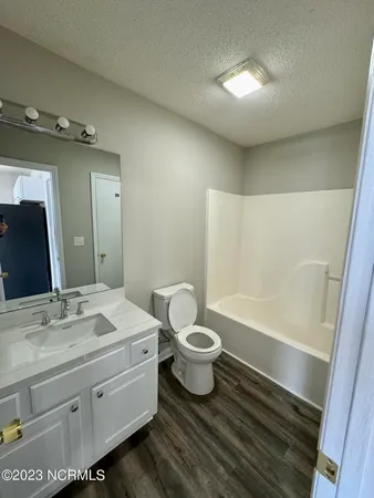 $825 | 1247 Westpointe Drive, Greenville, NC 27834