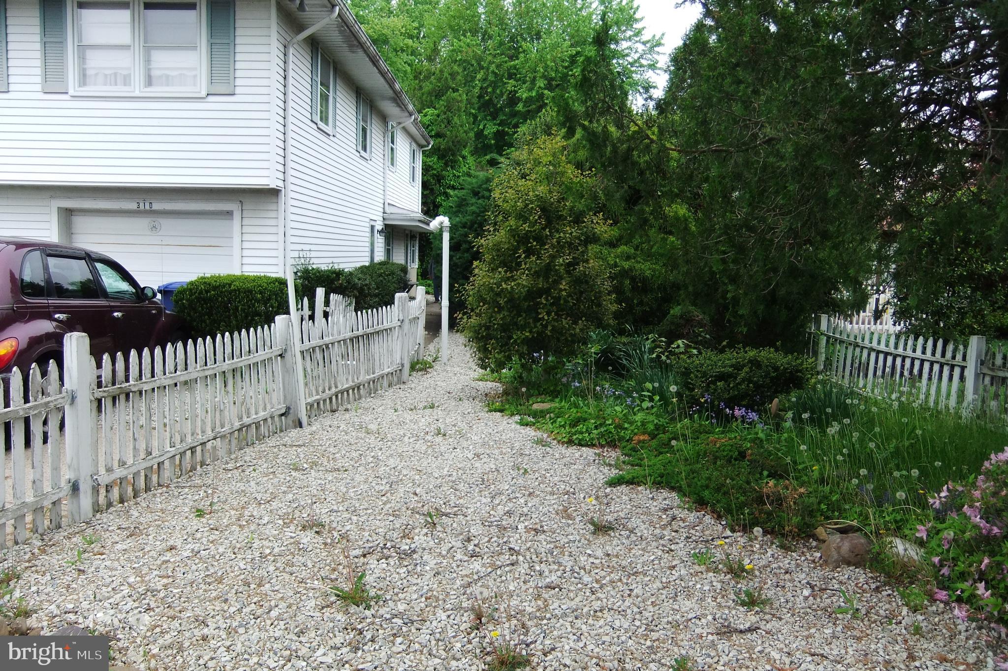 310 Magnolia Lane Delanco, NJ 08075 - Photo 2 of 7 Gallery Image 2