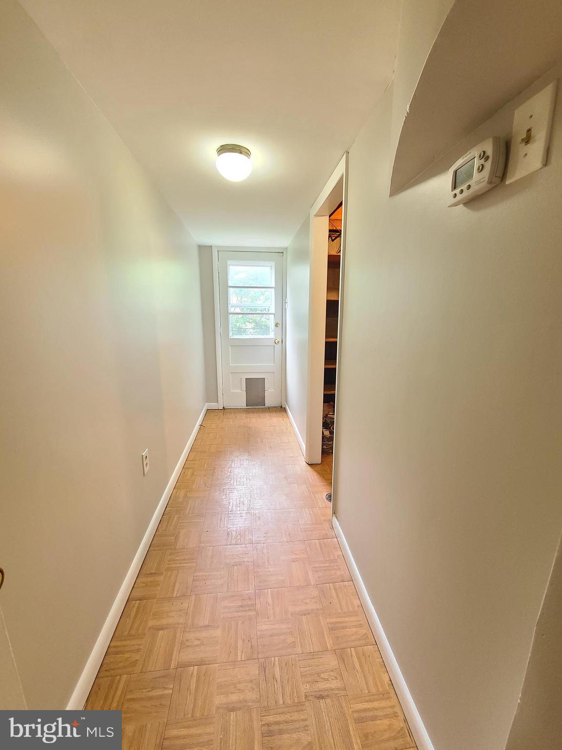 1524 Florida Avenue Woodbridge, VA 22191 - Photo 35 of 36 a view of a hallway with a window