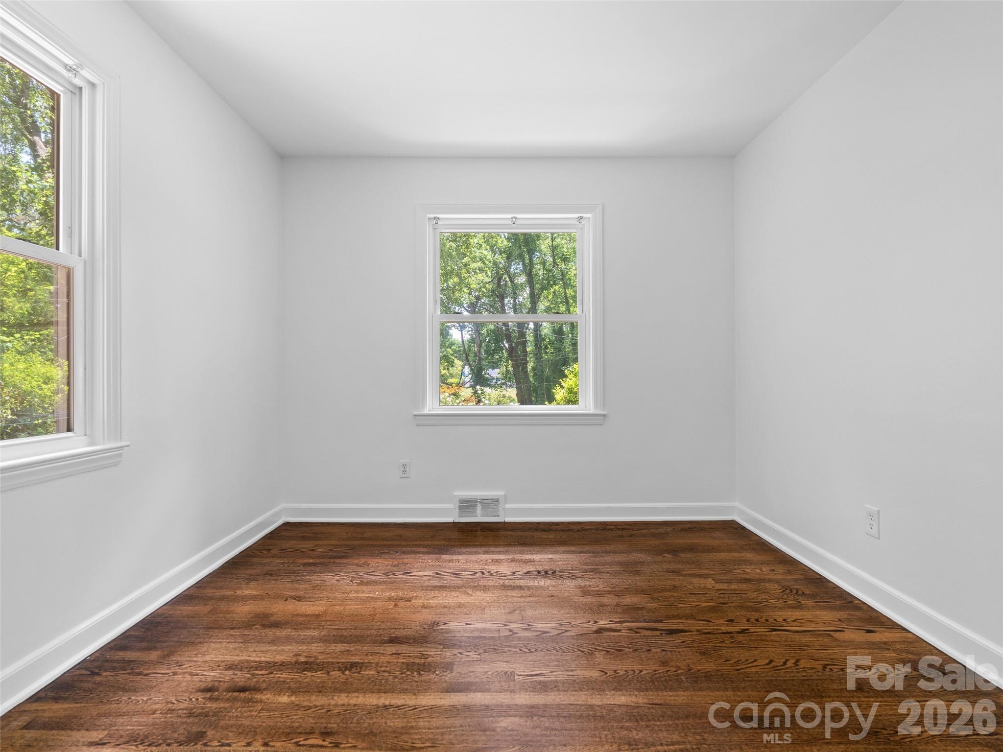 41 Pinehurst Road Asheville, NC 28805 - Photo 20 of 42