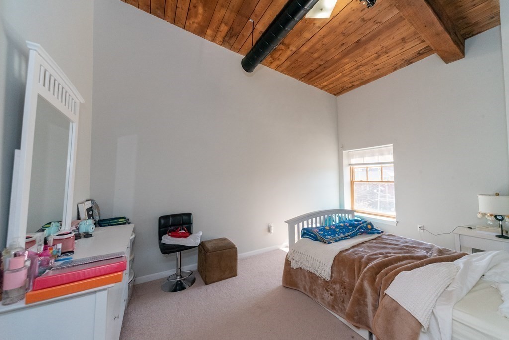 540 Main Street, Unit 404 Clinton, MA 01510 - Photo 15 of 24 Gallery Image 15